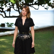 B25_Jamaica_Lea_Seydoux_Nicola_Dove-Rushard_Wier_2