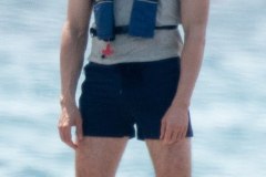 B25_Jamaica_BTS_040_SplashNews