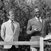 Com-007-Viva-e-Deixe-Morrer-03