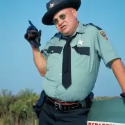 Com-007-Viva-e-Deixe-Morrer-05