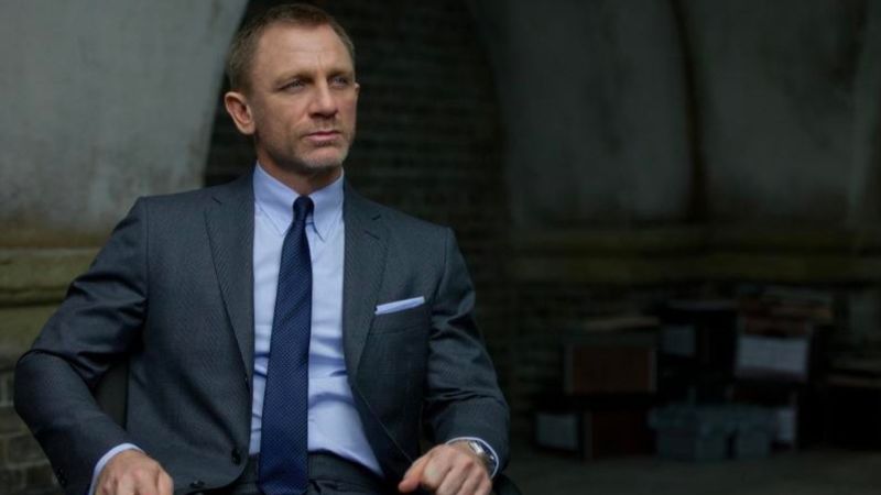 Daniel Craig